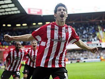 Ched Evans signs for Chesterfi...